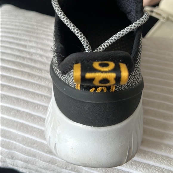 Mens adidas shoes - Picture 4 of 4